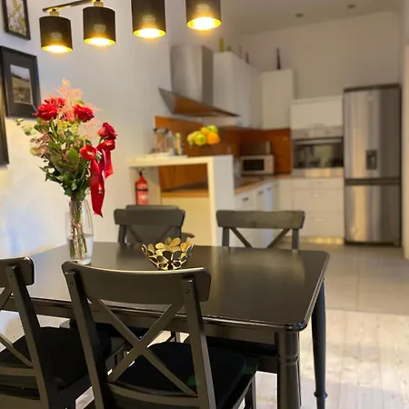 Apartman George Apartment, Renovated 2024, Downtown *