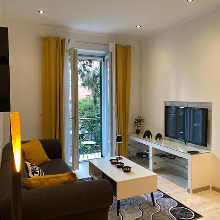 George Apartment, Renovated 2024, Downtown Apartman