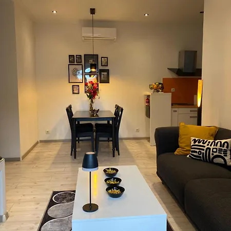 George Apartment, Renovated 2024, Downtown * سبليت